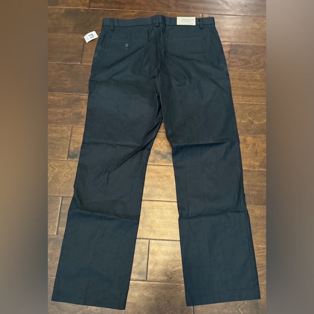 GAP Clean Straight Fit Pants in Deep Navy with Slight Pin Stripe